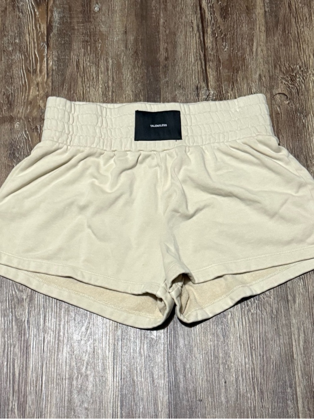 Talentless Pull On Shorts Women's Medium Cream Stretchy High Rise Spring